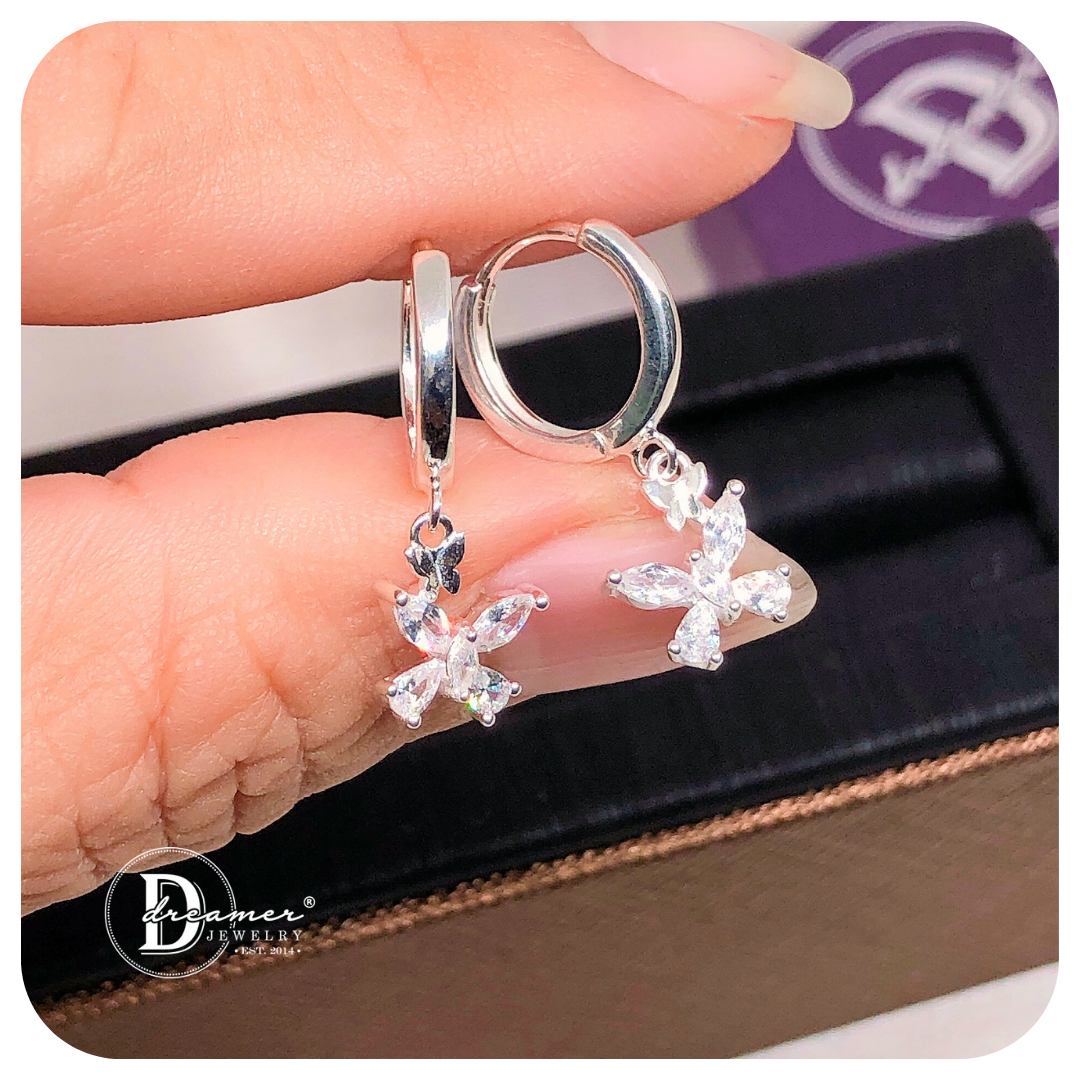 Bông Tai Khoen Tòn Ten Bướm Đính Đá - Butterfly Dangling Silver Hoops
- BT107