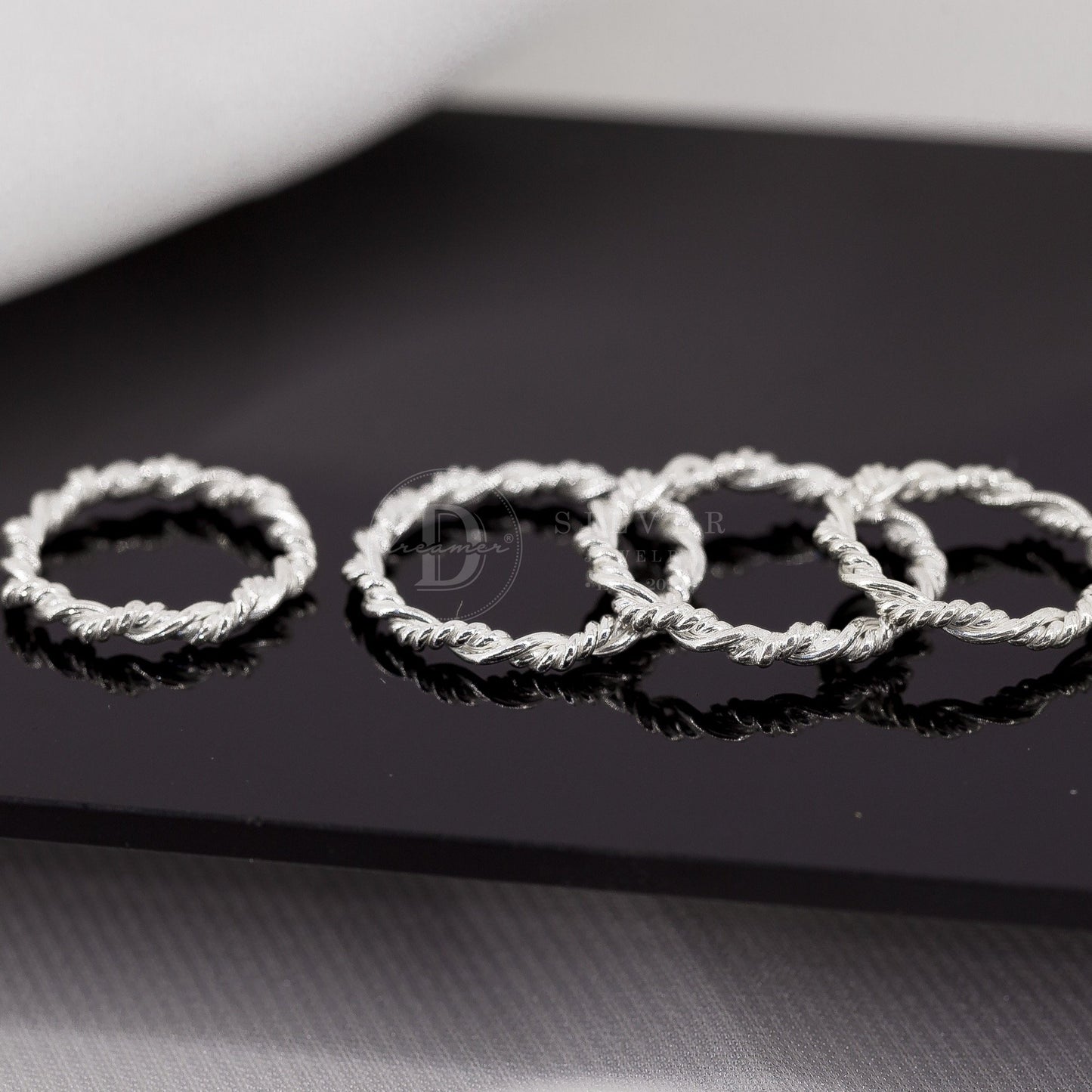 Handmade Minimal Twist Norah Sterling Silver Ring - Nhẫn Bạc 925 Kiểu Xoắn 3 Dày Dặn 1002NT