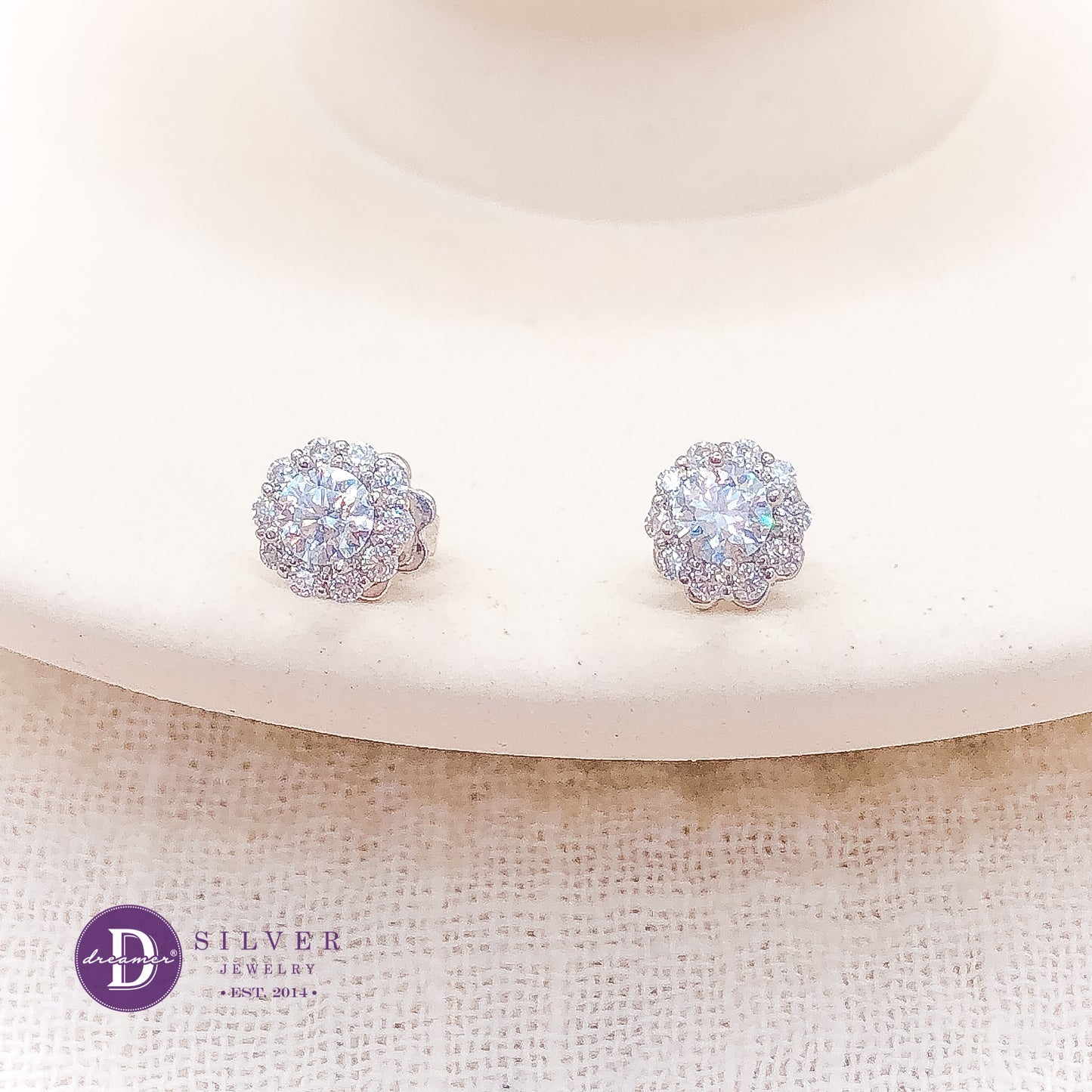 Bông Tai Bạc 950 Đá Moissanite Kiểu Halo Hoa Viên Chủ 7li - Moissanite Premium Silver Earrings