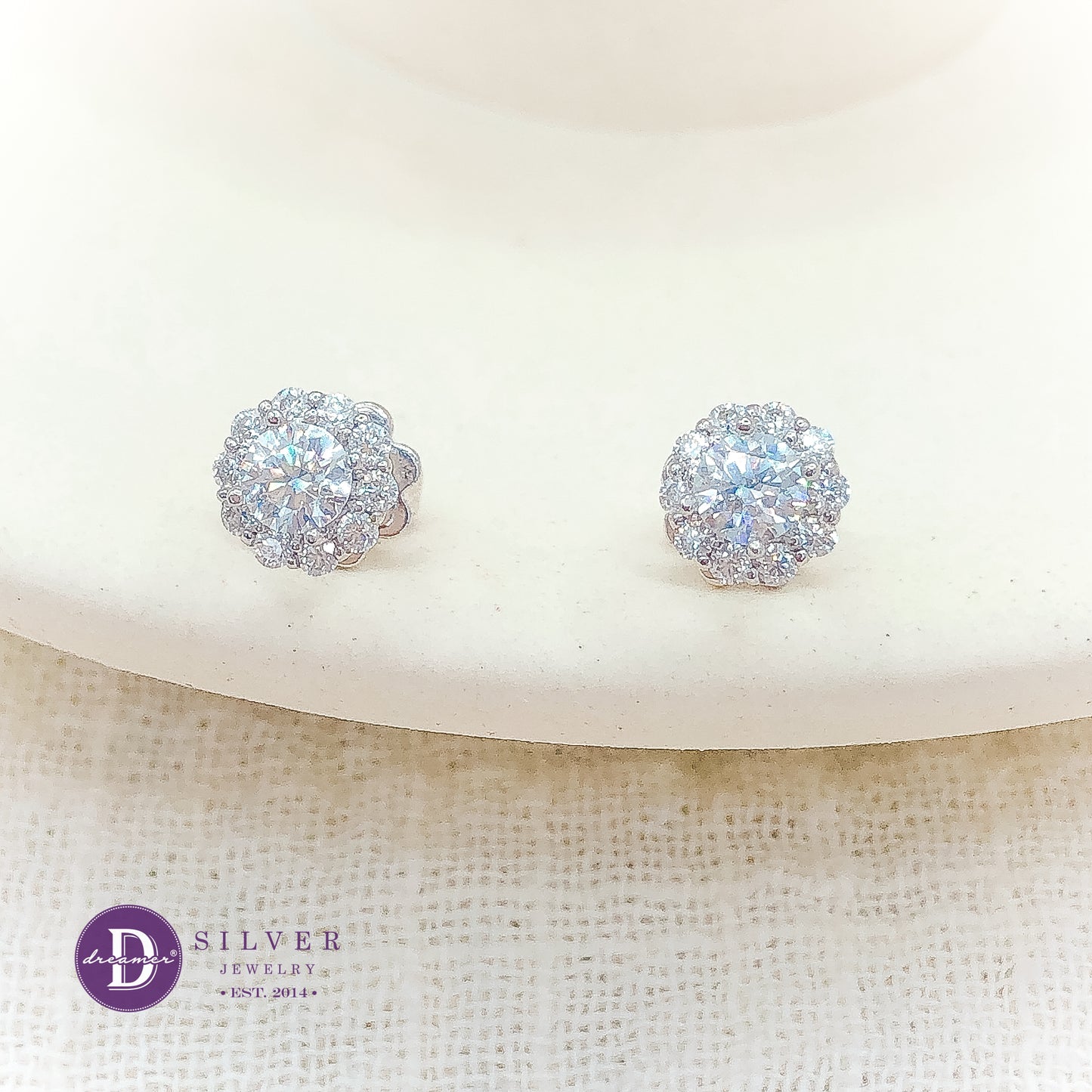 Bông Tai Bạc 950 Đá Moissanite Kiểu Halo Hoa Viên Chủ 7li - Moissanite Premium Silver Earrings