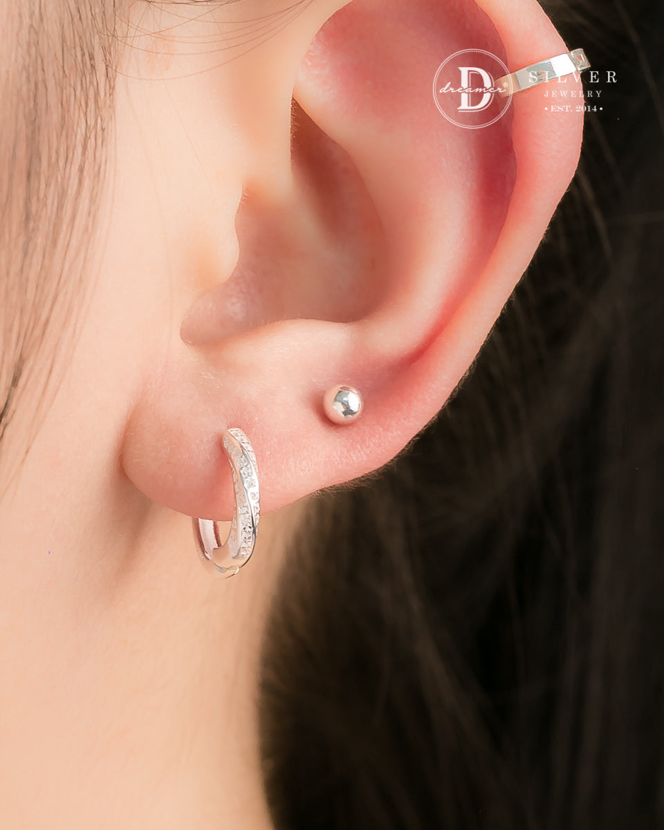 Bông Tai Khoen Bản Xoắn Đính Đá - Sparkling Twist Band Silver Hoops Earrings - 3255BTK