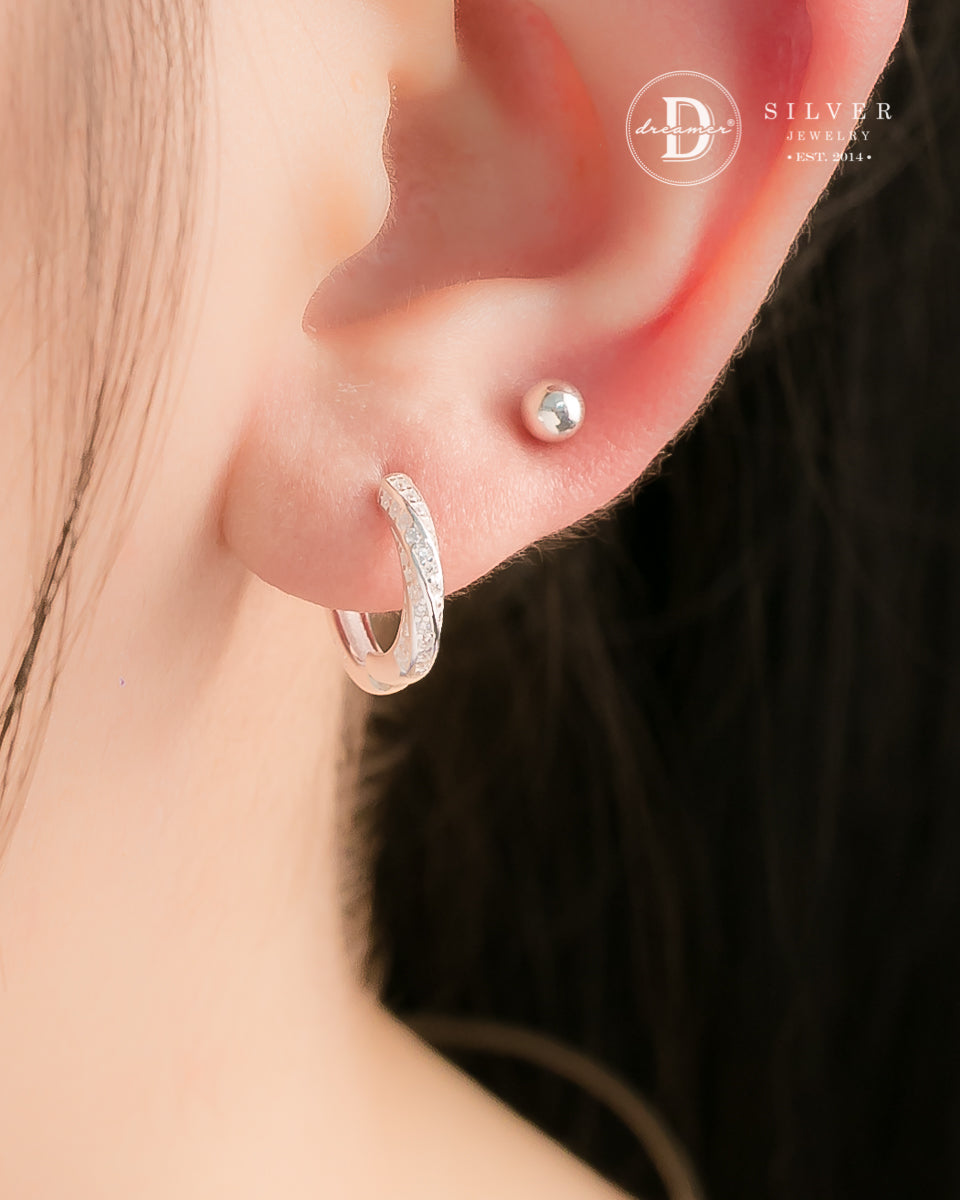 Bông Tai Khoen Bản Xoắn Đính Đá - Sparkling Twist Band Silver Hoops Earrings - 3255BTK