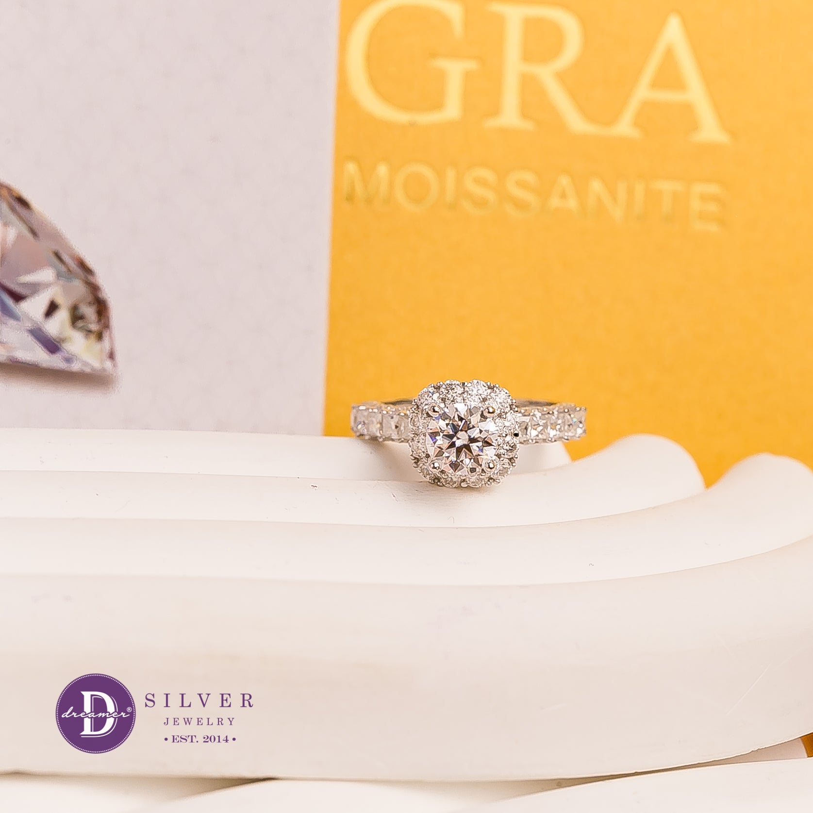 Trang Sức Bạc Đính Đá Moissanite Cao Cấp