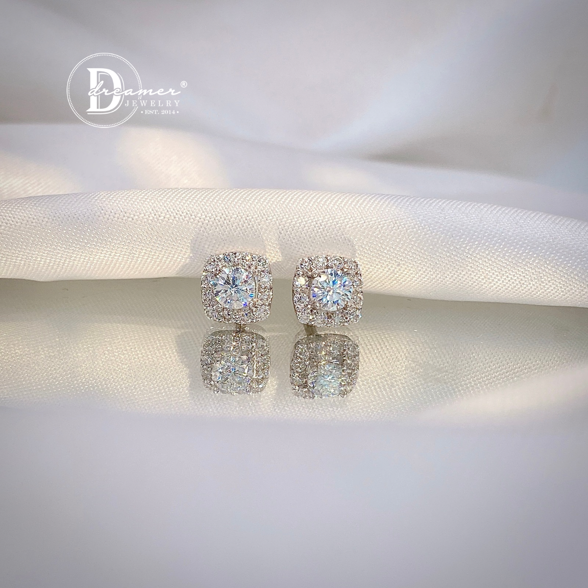 Bông Tai Bạc 950 Đá Moissanite Halo Vuông - Đá Chủ 4li - Square Halo Moissanite Premium Silver Earrings (MBT040)