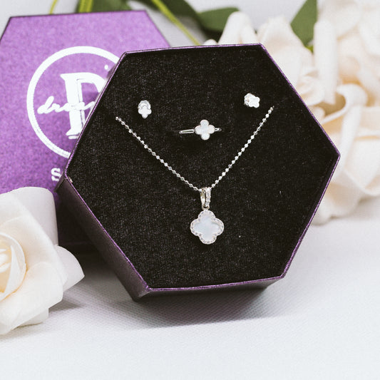 [Women's Day Gift] Bộ Trang Sức Bạc Cao Cấp 925 - Quà 20.10 - Bộ Cỏ 4 Lá Màu Trắng