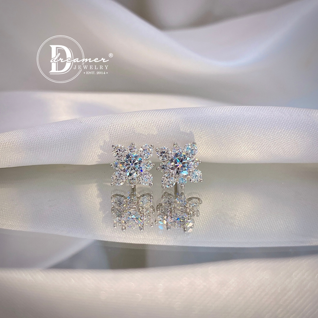 Bông Tai Bạc 950 Đá Moissanite Viên Chủ 5li Kiểu Hoa Vuông - Square Flower Moissanite Earrings (MBT025)