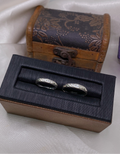 Nhẫn Đôi Only You - Kiểu Mo Tròn Sọc Chéo & 1 Viên Đá CZ - Couple Rings 2411NH
