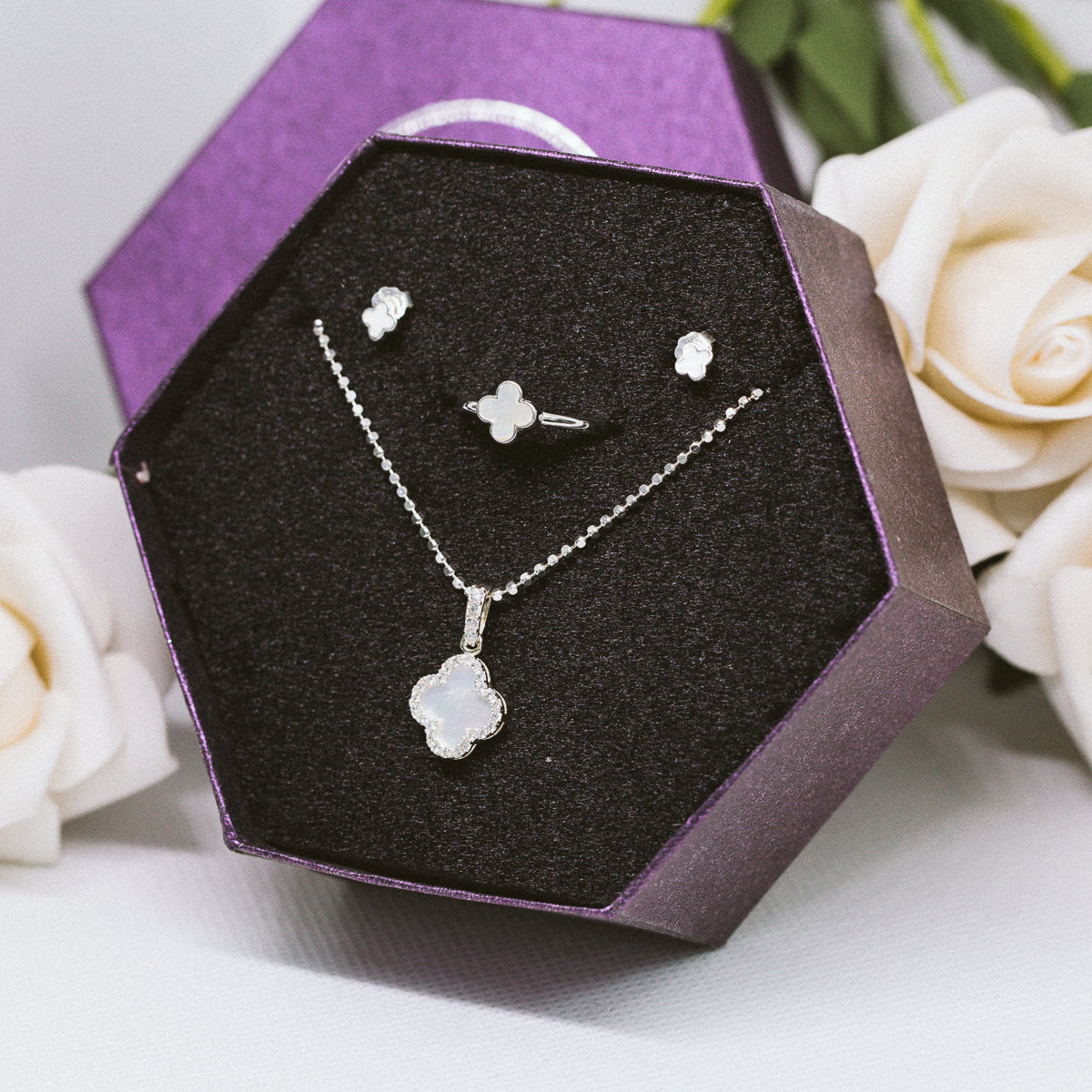 [Women's Day Gift] Bộ Trang Sức Bạc Cao Cấp 925 - Quà 20.10 - Bộ Cỏ 4 Lá Màu Trắng