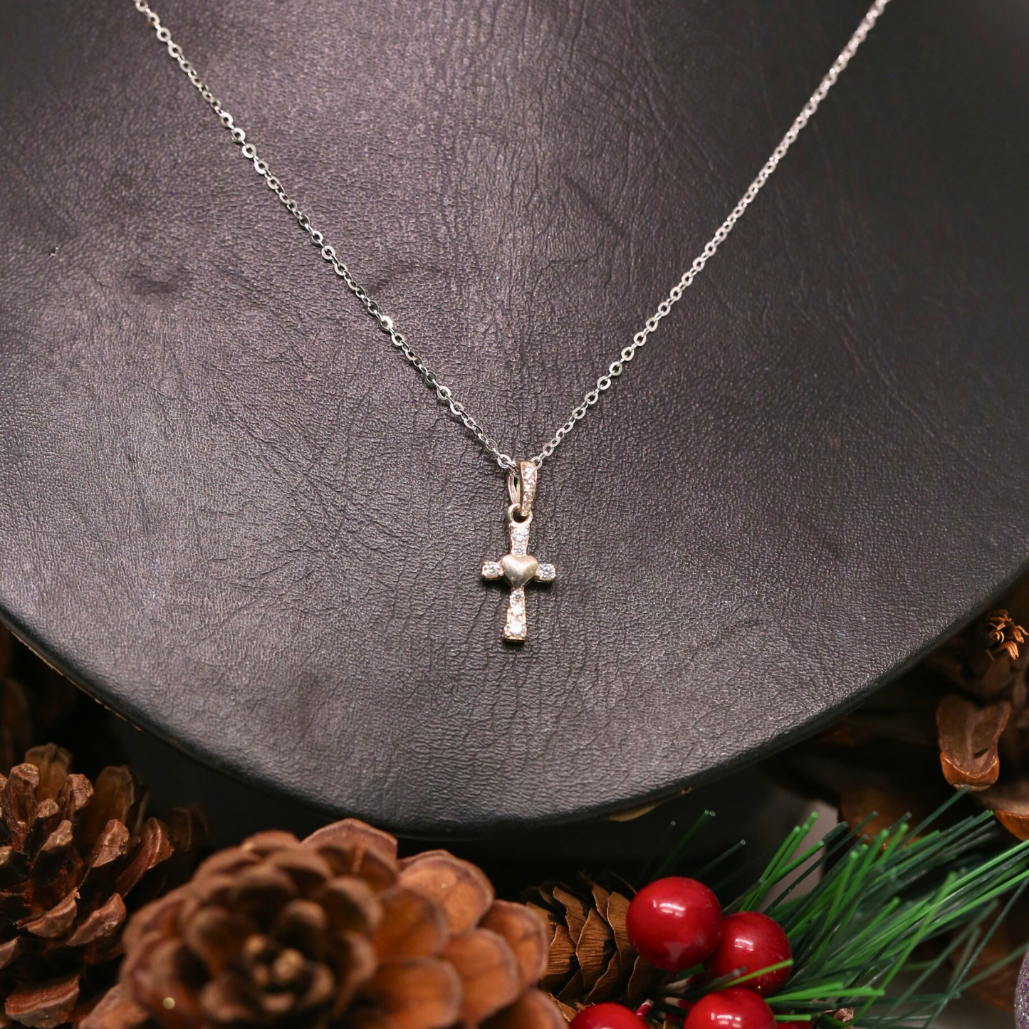 Dây Chuyền Thánh Giá Trái Tim Đính Đá Nhỏ - Heart Sparkling Cross Silver Pendant Necklace