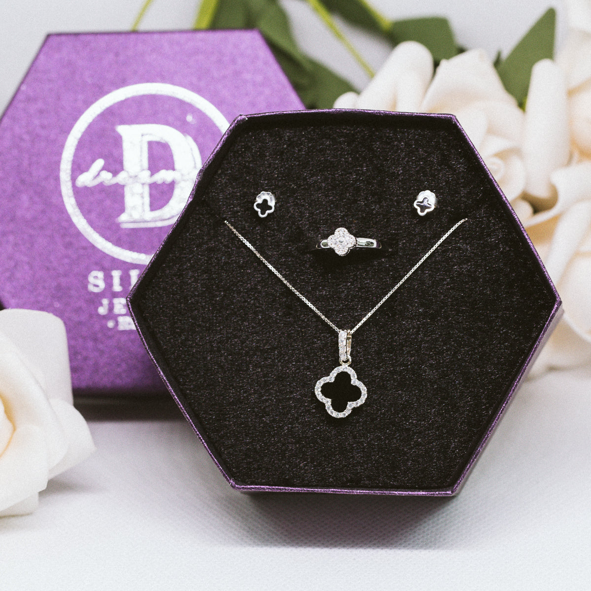 [Women's Day Gift] Bộ Trang Sức Bạc Cao Cấp 925 - Quà 20.10 - Bộ Cỏ 4 Lá Màu Đen