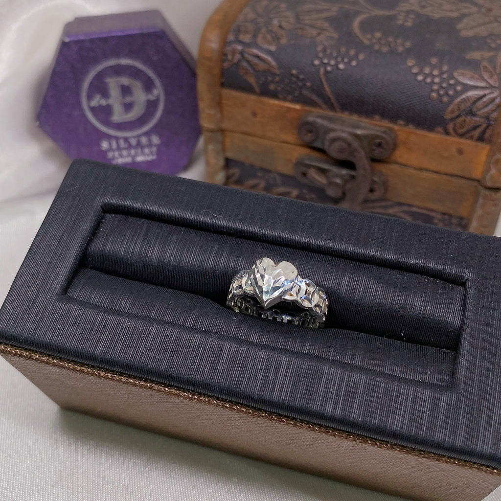 Nhẫn Kim Tiền Trái Tim Móc Máy - Silver Ring 2467NT