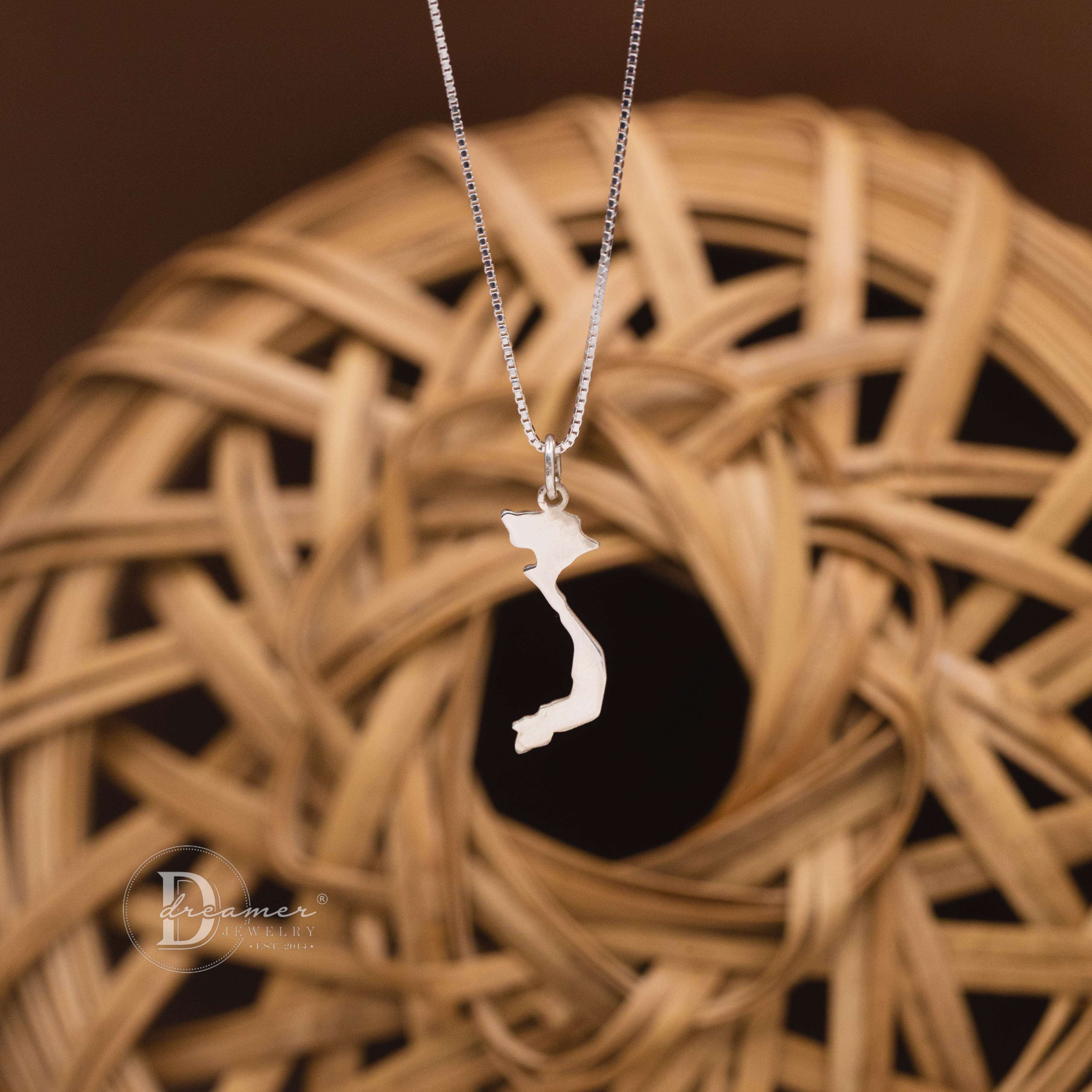Vietnam Map S-Shape 925 Sterling Silver Necklace
