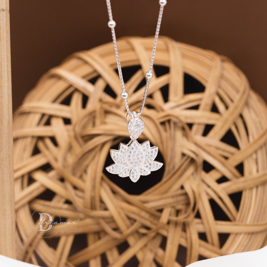 Sparkling Lotus 925 Silver Pendant Necklace - Cubic Zirconia Edition