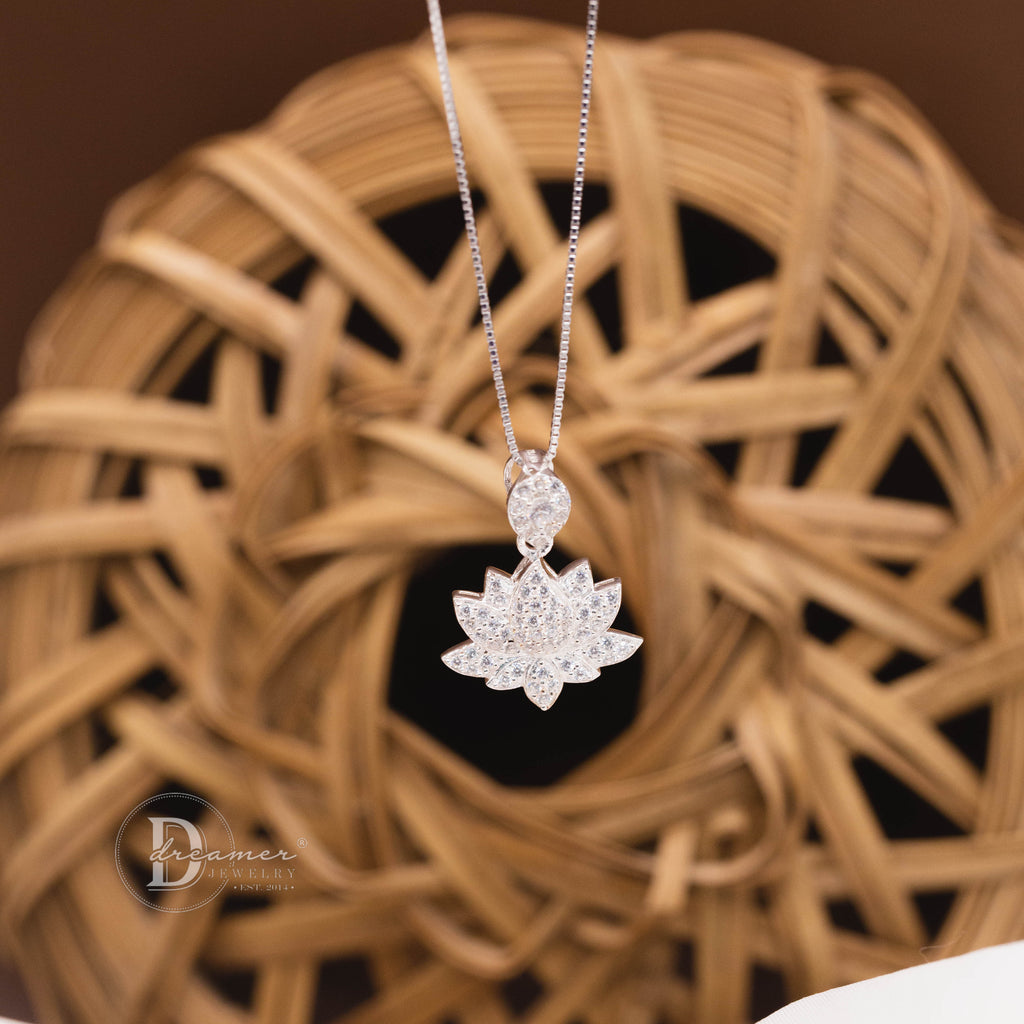 Sparkling Lotus 925 Silver Pendant Necklace - Cubic Zirconia Edition