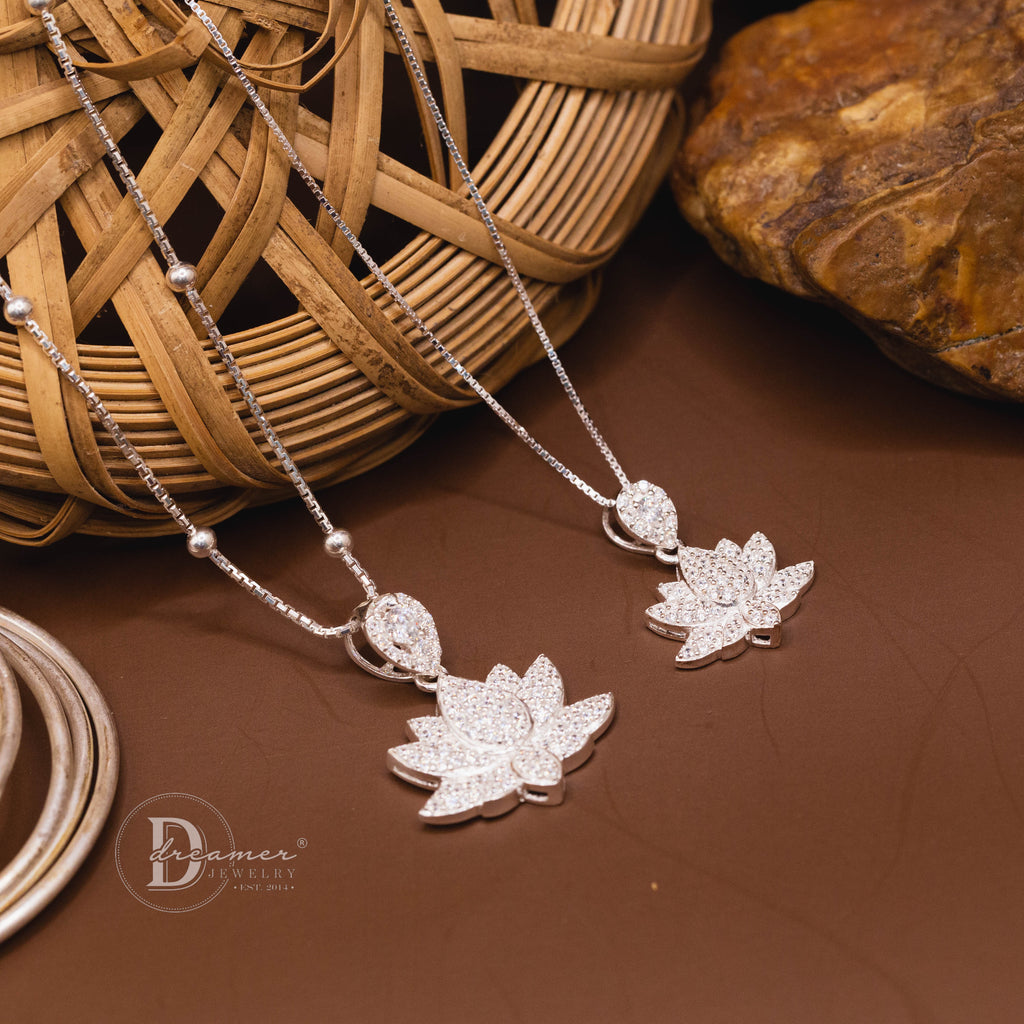 Sparkling Lotus 925 Silver Pendant Necklace - Cubic Zirconia Edition