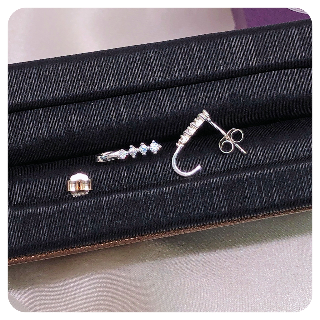 Bông Tai Kiểu Cuff Móc Đính 4 Viên Đá - Cuff Silver Earrings - BT116