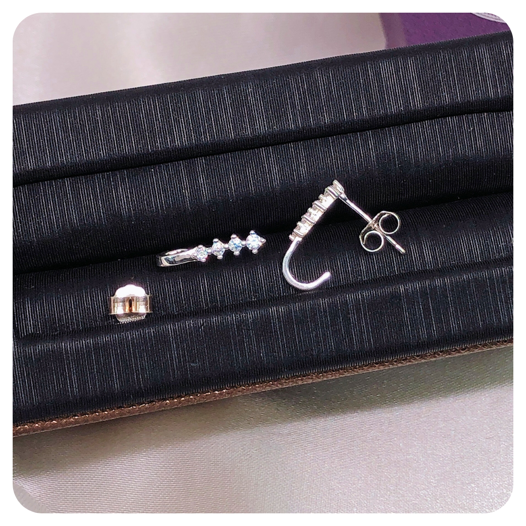 Bông Tai Kiểu Cuff Móc Đính 4 Viên Đá - Cuff Silver Earrings - BT116