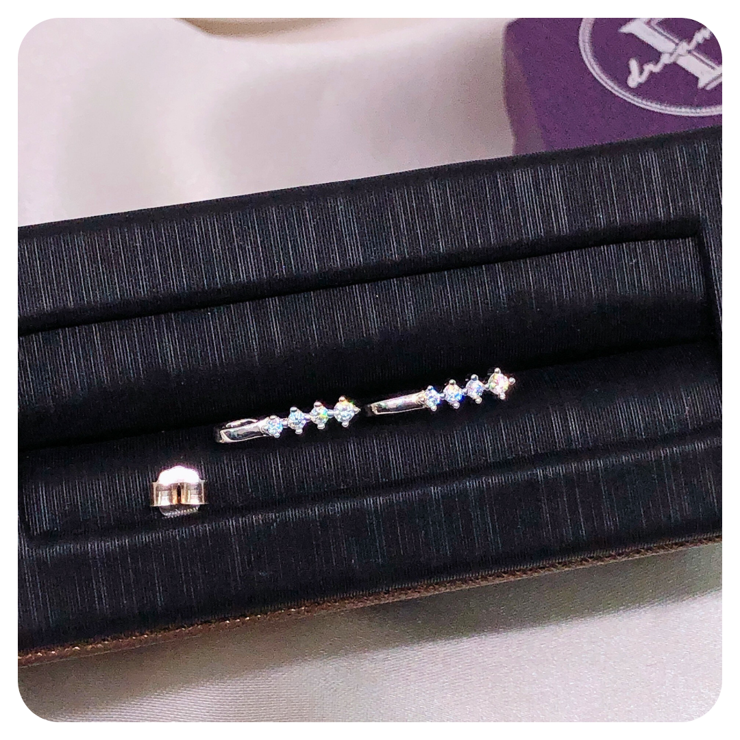 Bông Tai Kiểu Cuff Móc Đính 4 Viên Đá - Cuff Silver Earrings - BT116