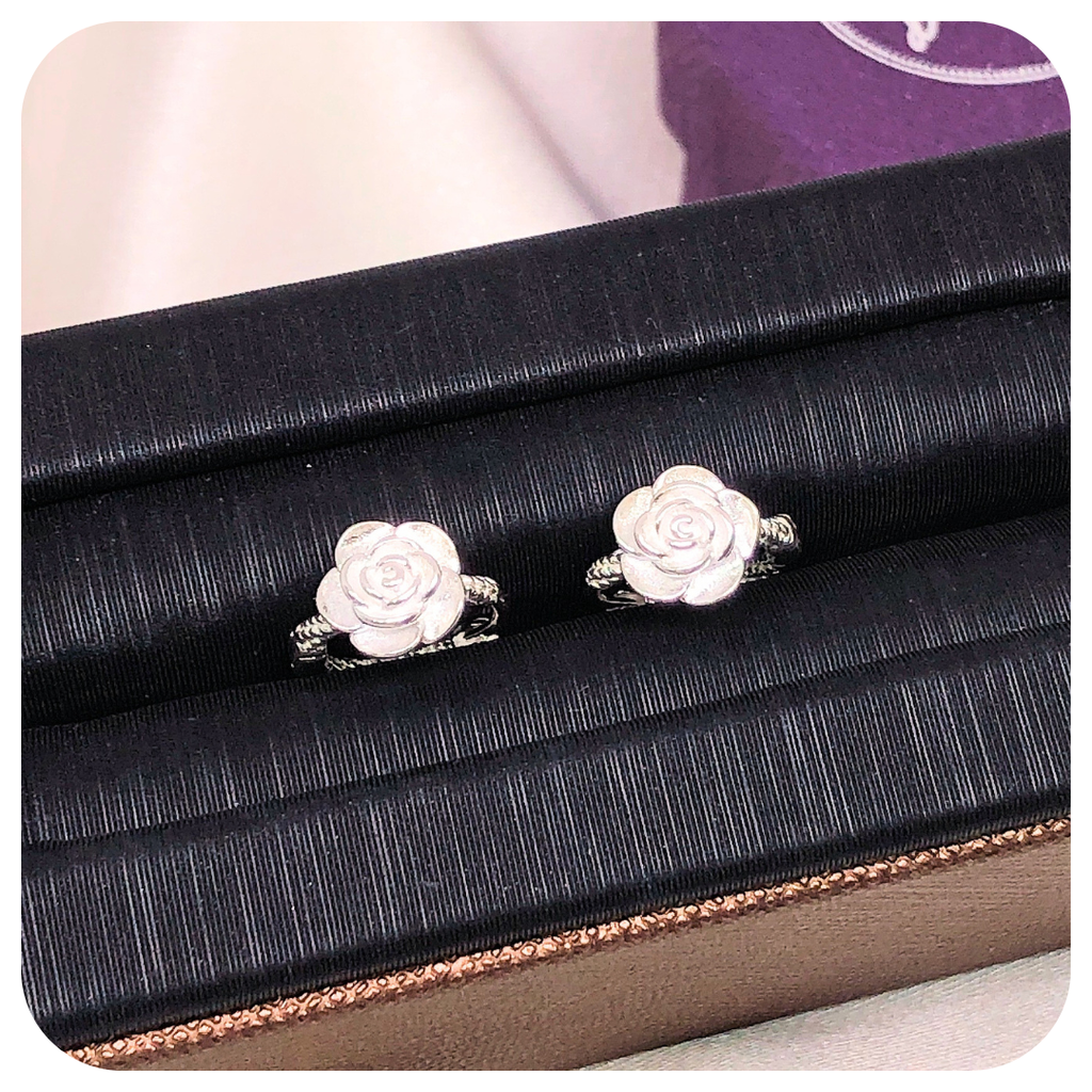 Bông Tai Khoen Hoa Hồng - Wild Rose Hoops Earrings
 - DBT043