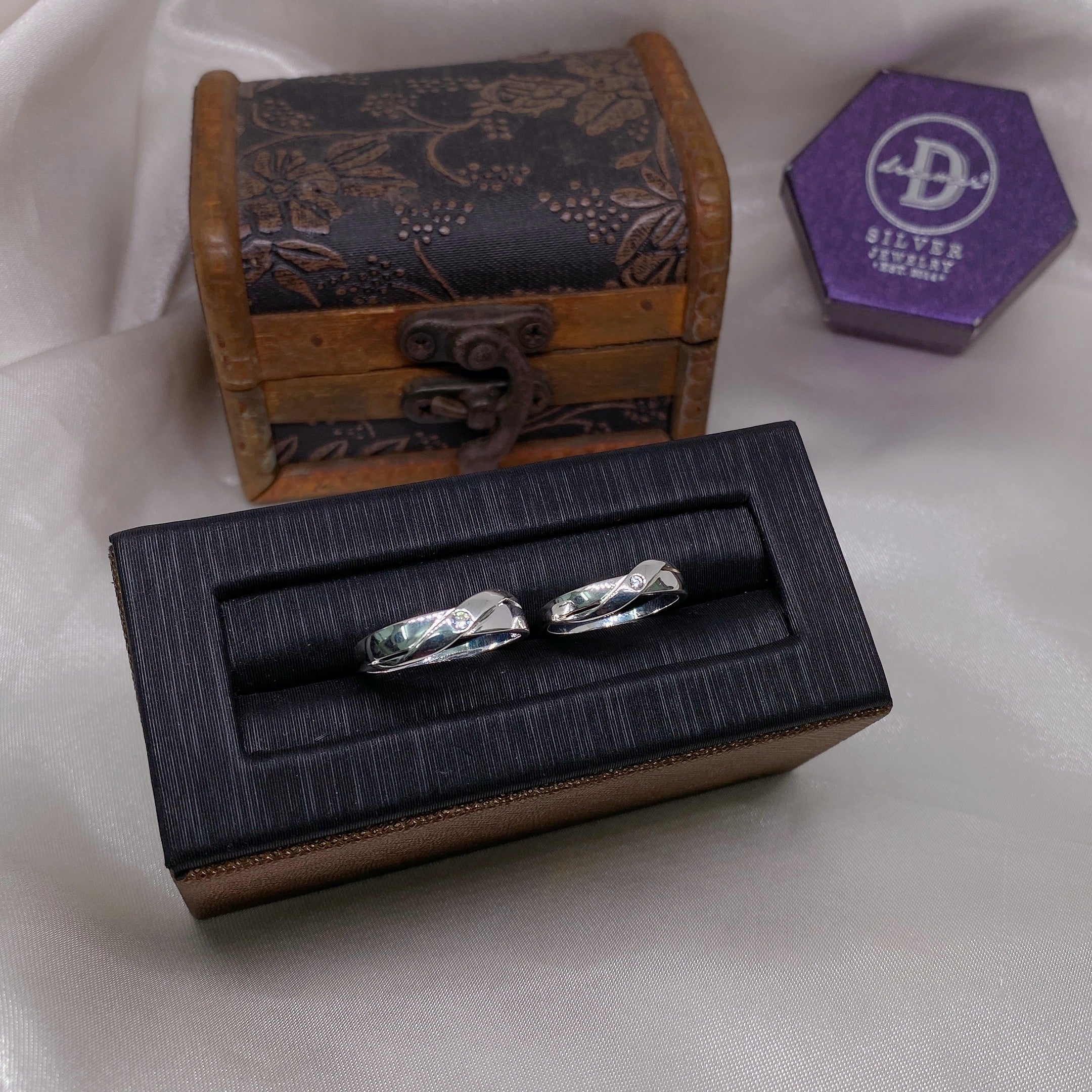 Nhẫn Đôi Bản Chéo 1 Viên Đá - Couple Rings N006