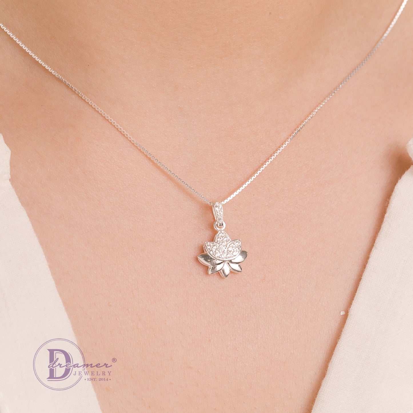 Dây Chuyền Hoa Sen Việt Nam Đính Đá - Vietnam Lotus Necklace