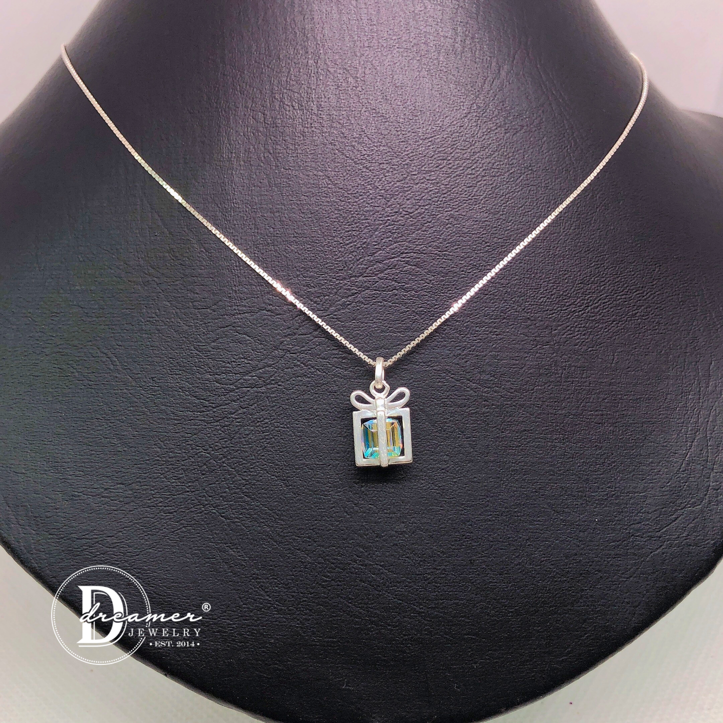 Dây Chuyền Hộp Quà Đính Đá Xinh Xắn - Sparkling Gift Box Pendant Silver Necklace