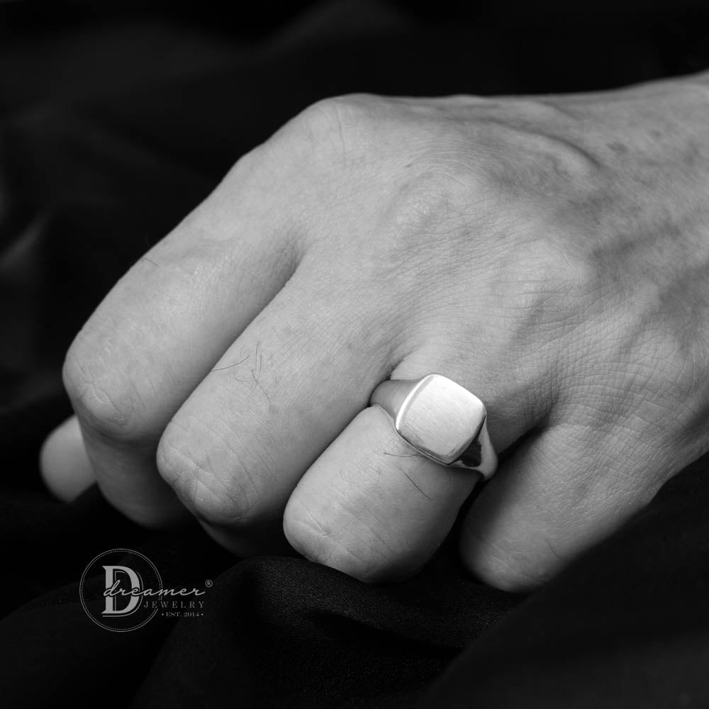 Nhẫn Signet Ring Bạc Đặc 925 Phom Vuông Tối Giản (Mặt 11mm x 11mm)