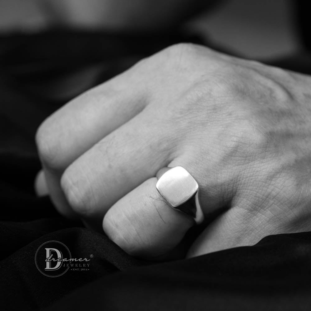 Nhẫn Signet Ring Bạc Đặc 925 Phom Vuông Tối Giản (Mặt 11mm x 11mm)