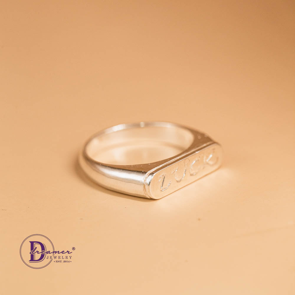 Nhẫn Signet Bạc 925 Khắc Chữ LUCK Thủ Công