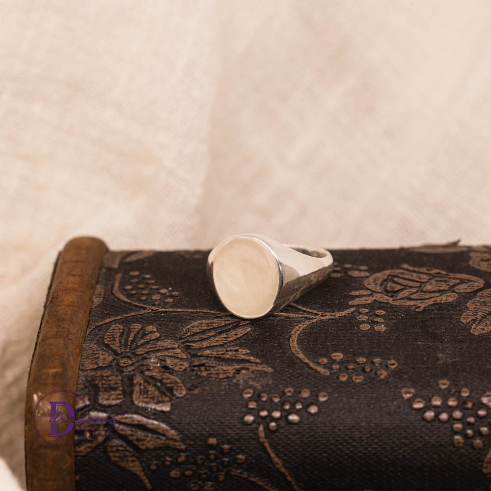 Nhẫn Signet Ring Bạc Đặc 925 Dáng Oval Basic (Mặt 13mm)