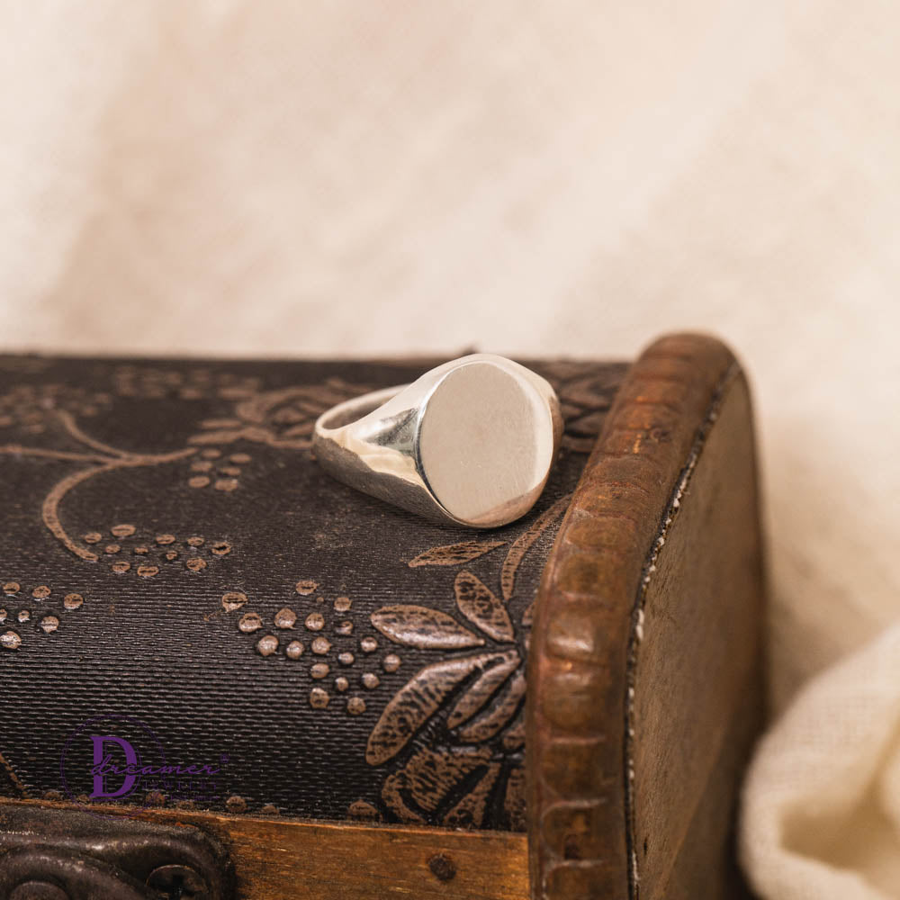 Nhẫn Signet Ring Bạc Đặc 925 Dáng Oval Basic (Mặt 13mm)