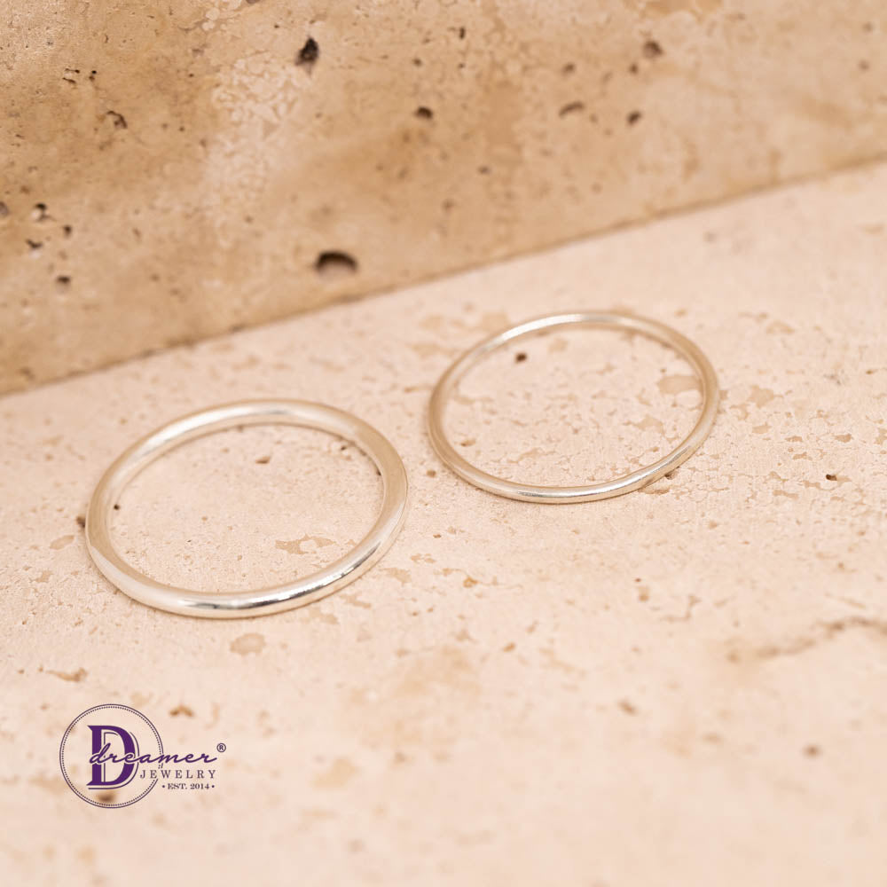 Nhẫn Bạc 925 Trơn Tròn Basic Thủ Công (Dày 1.3mm & 1.5mm)