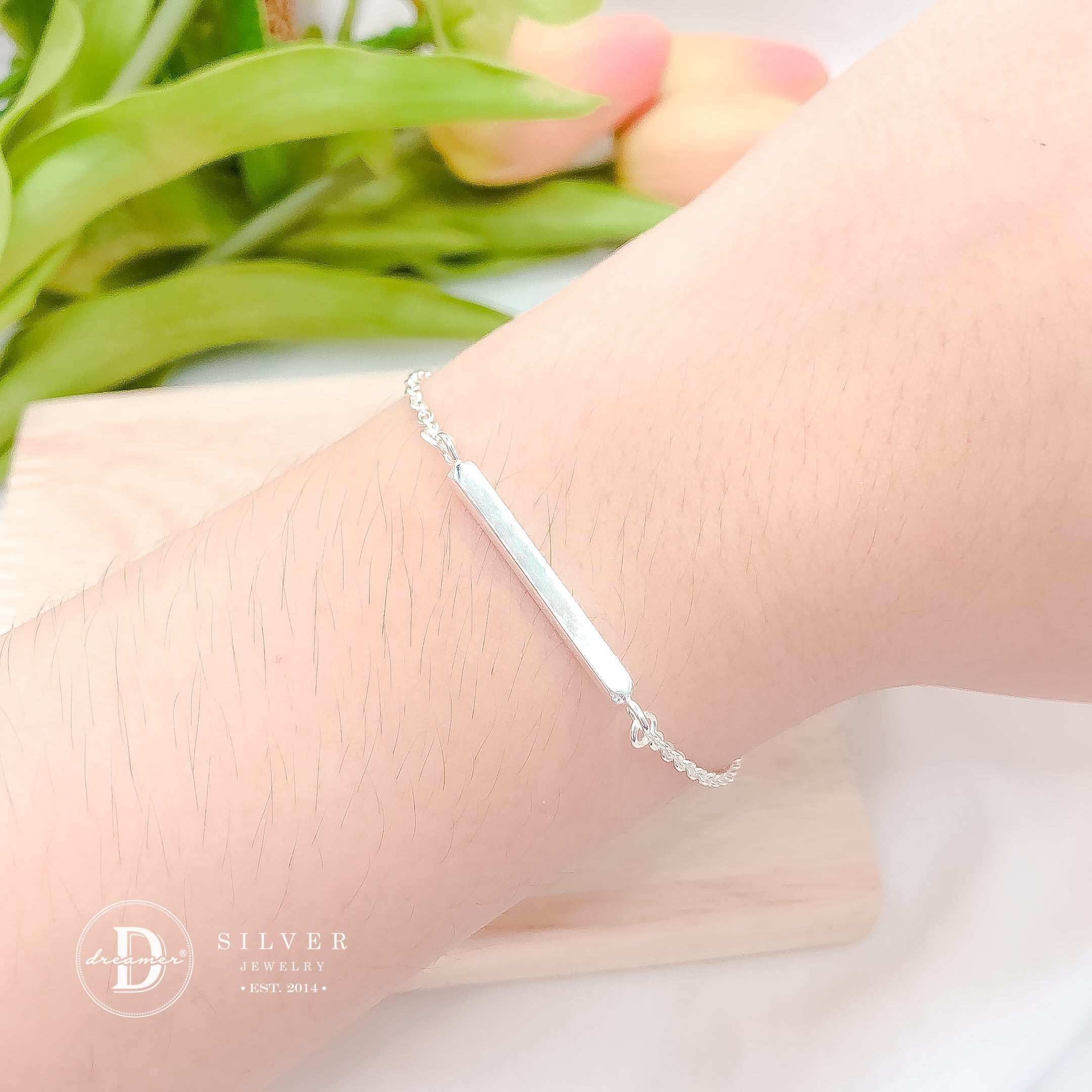 Lắc Tay Bạc 925 Thanh Vuông Minimalist – Khắc Chữ Theo Yêu Cầu