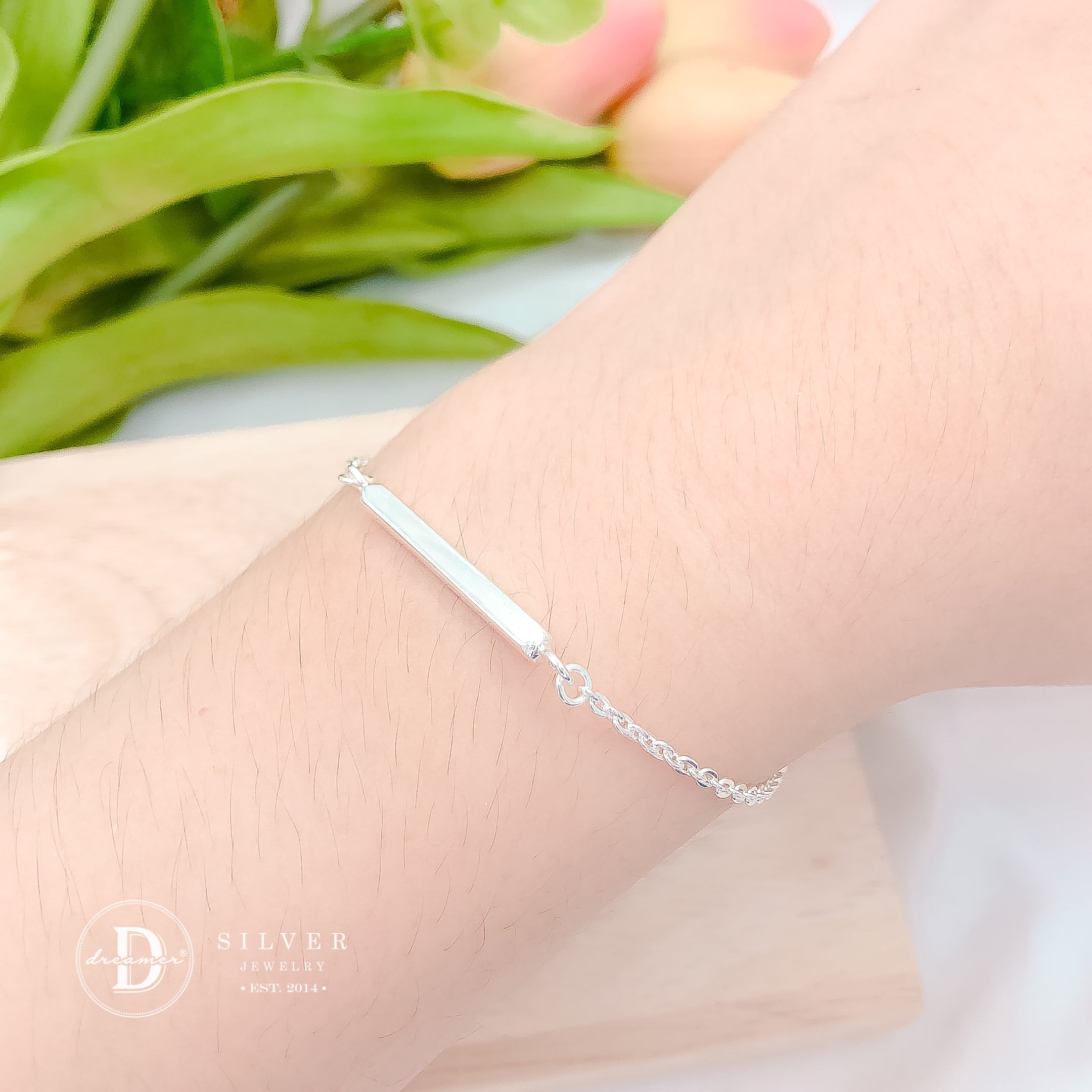Lắc Tay Bạc 925 Thanh Vuông Minimalist – Khắc Chữ Theo Yêu Cầu