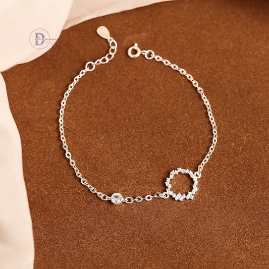 Lắc Tay Bạc Mặt Tròn Đính Đá - Sparkling Circle Sterling Bracelet 267VTH