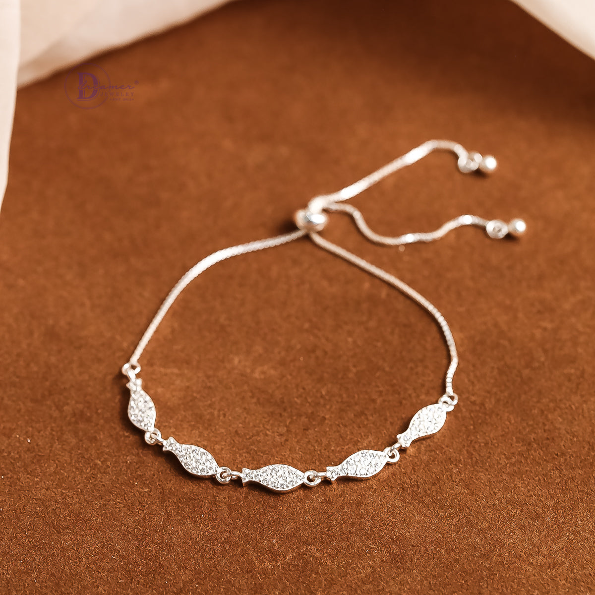 Lắc Tay Dây Rút Charm Con Cá Đính Đá - Little Fish Sterling Silver Bracelet 1312VTH