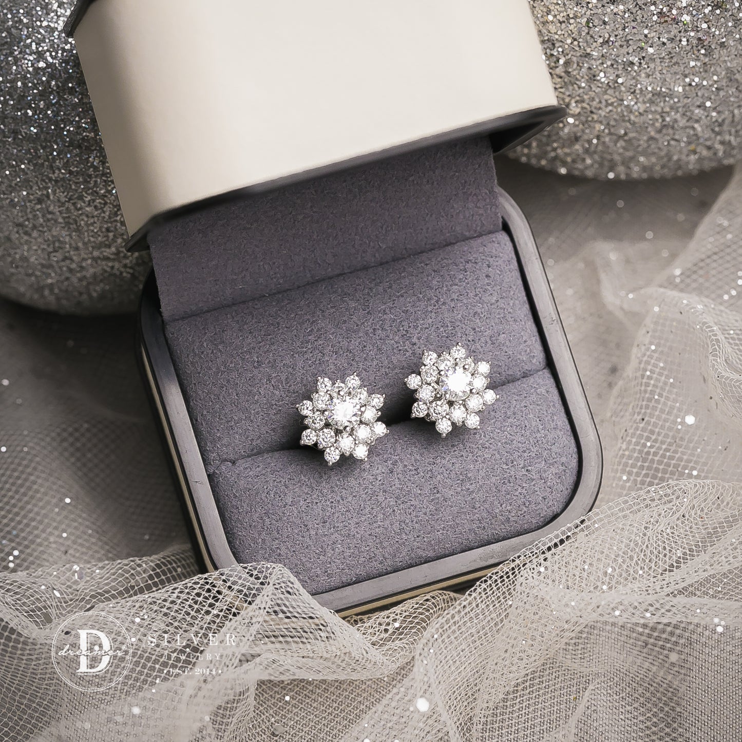 Bông Tai Bạc 950 Đá Moissanite Kiểu Hoa Tuyết - Viên Chủ 4li - Snowflake Moissanite Premium Silver Earrings