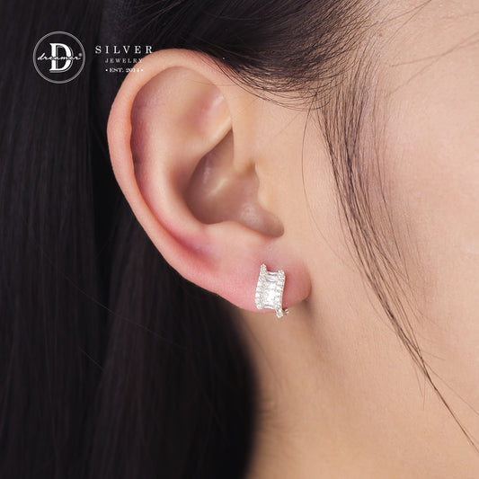 Bông Tai Khoen Gài Mặt Chữ Nhật Đá Baguette Gợn Sóng - Baguette Stone Silver Earrings