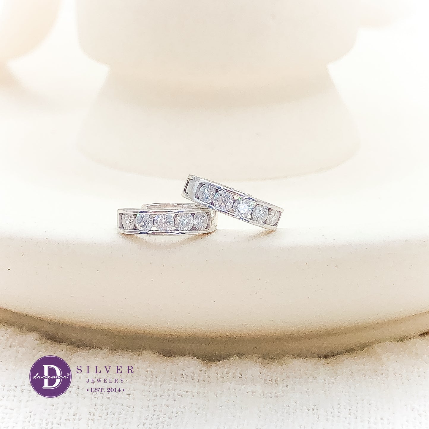 Bông Tai Khoen 1 Line Đá Moissanite 2li - Moissanite Stone Line Silver Hoops