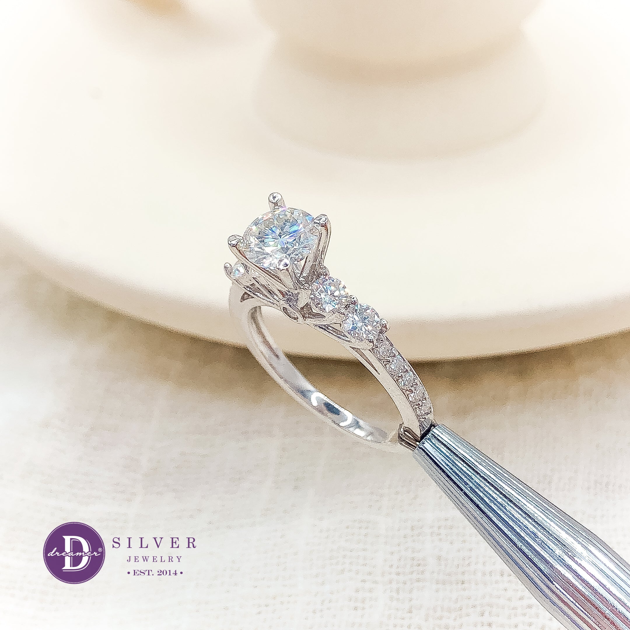 Nhẫn Bạc 950 Đá Moissanite 6li 4 Chấu Đai 4 Viên Đá Moi 3li - Moissanite Diamond Silver Ring