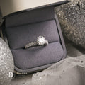 Nhẫn Bạc 950 Đá Moissanite 7li 4 Chấu Đai 10 Viên Moi 2li - Moissanite Diamond Silver Ring (MR023)