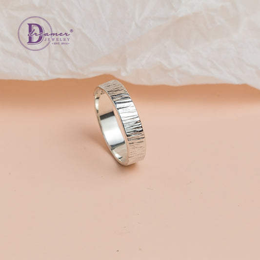 Nhẫn Bản Minimal Handmade Hammered Sterling Silver Ring Band (Line Texture)
