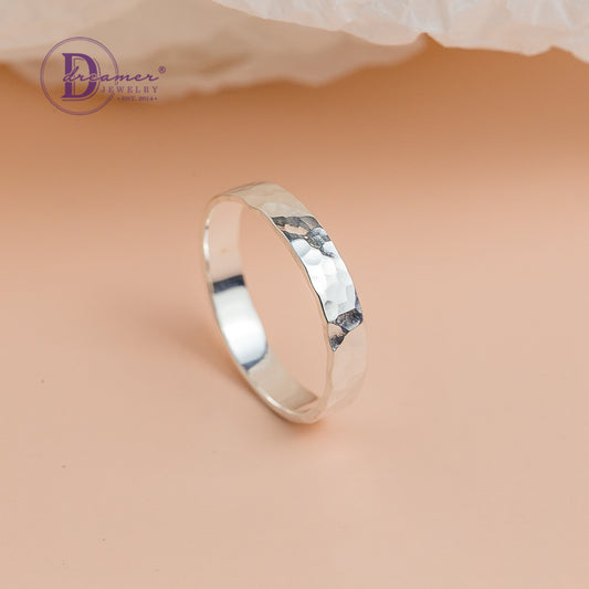 Minimal Handmade Hammered Sterling Silver Ring Band (Round Texture) - Nhẫn Bản Trơn
