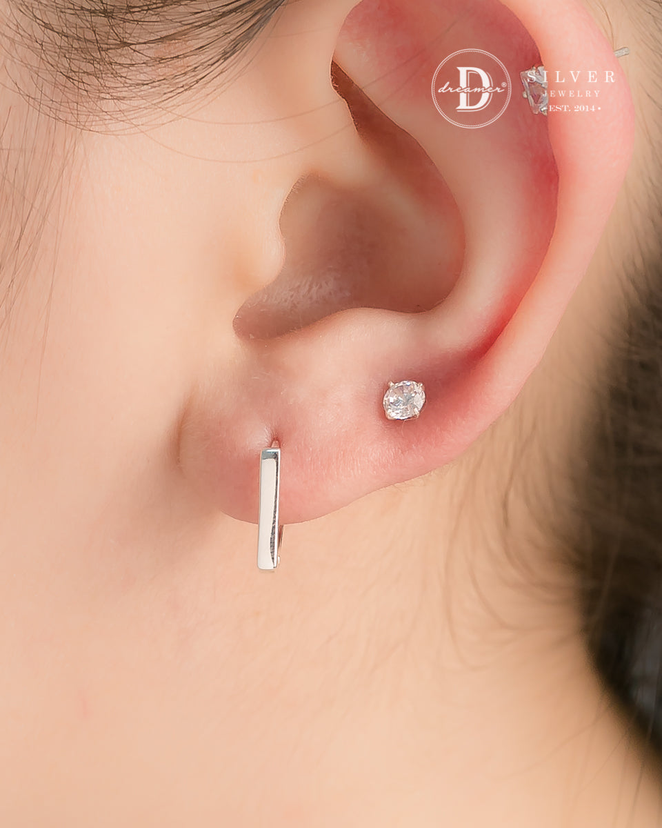 Bông Tai Khoen Chữ D Đơn Giản - Minimal D Shape Silver Hoops 3250BTK